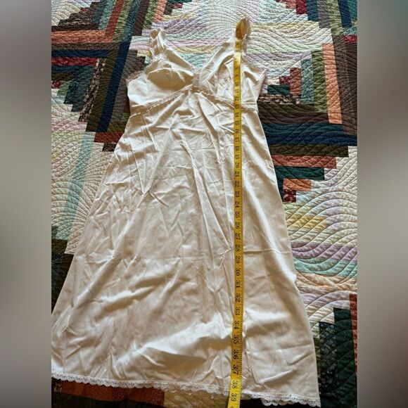 Vintage WonderMaid White Slip - Picture 5 of 6